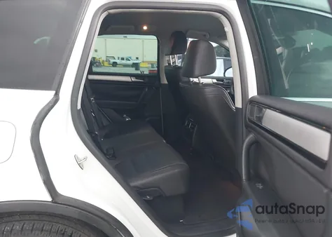 2014 Volkswagen Touareg 3.6L Sport from USA, damaged, VIN WVGEF9BPXED005205